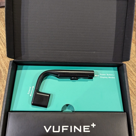 VUF-110 Wearable Display - Picture 4 of 4